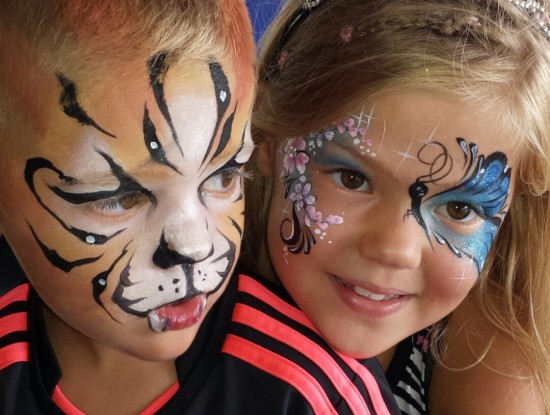 Gaat u een feest Organiseren ! schmink, glittertattoo, ballonartiest, knutselactiviteiten