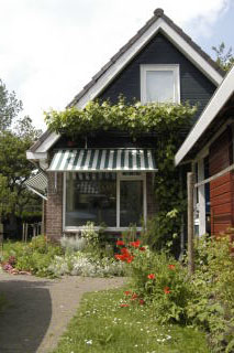 Huisje Mimi met Sauna in Schoorl (aan zee)