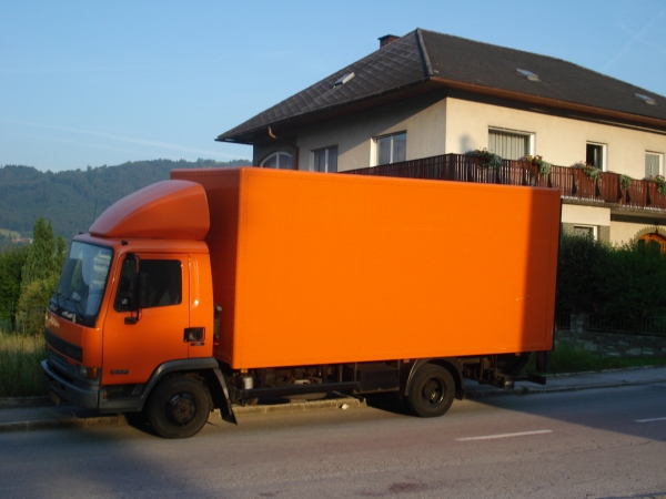 BAKWAGEN MET KLEP KILOMETER VRIJ